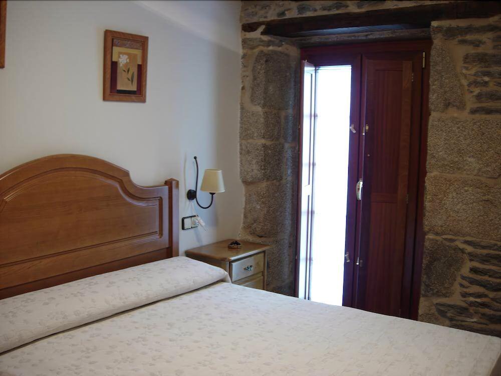 Hotel Caldelas Sacra-Pension Rustica 3 Estrellas Кастро-Кальделас Екстер'єр фото