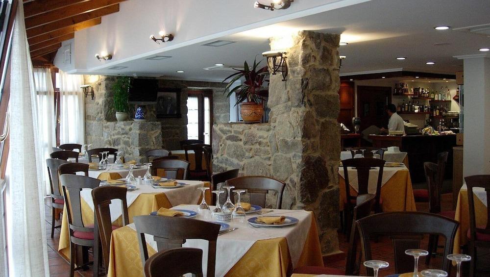 Hotel Caldelas Sacra-Pension Rustica 3 Estrellas Кастро-Кальделас Екстер'єр фото