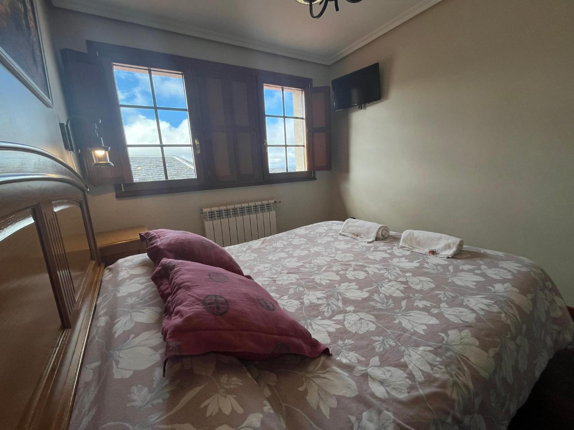Hotel Caldelas Sacra-Pension Rustica 3 Estrellas Кастро-Кальделас Екстер'єр фото