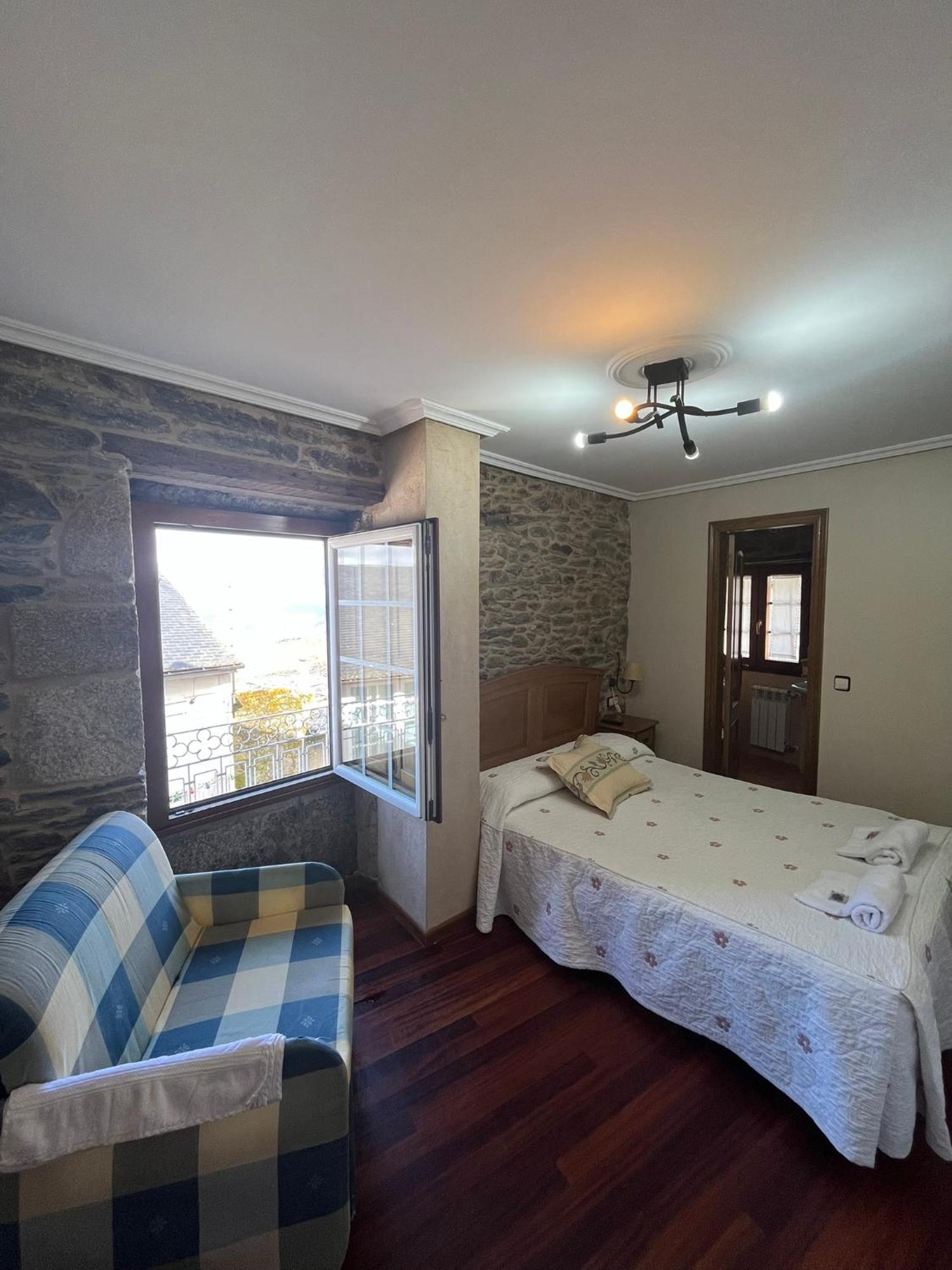 Hotel Caldelas Sacra-Pension Rustica 3 Estrellas Кастро-Кальделас Екстер'єр фото