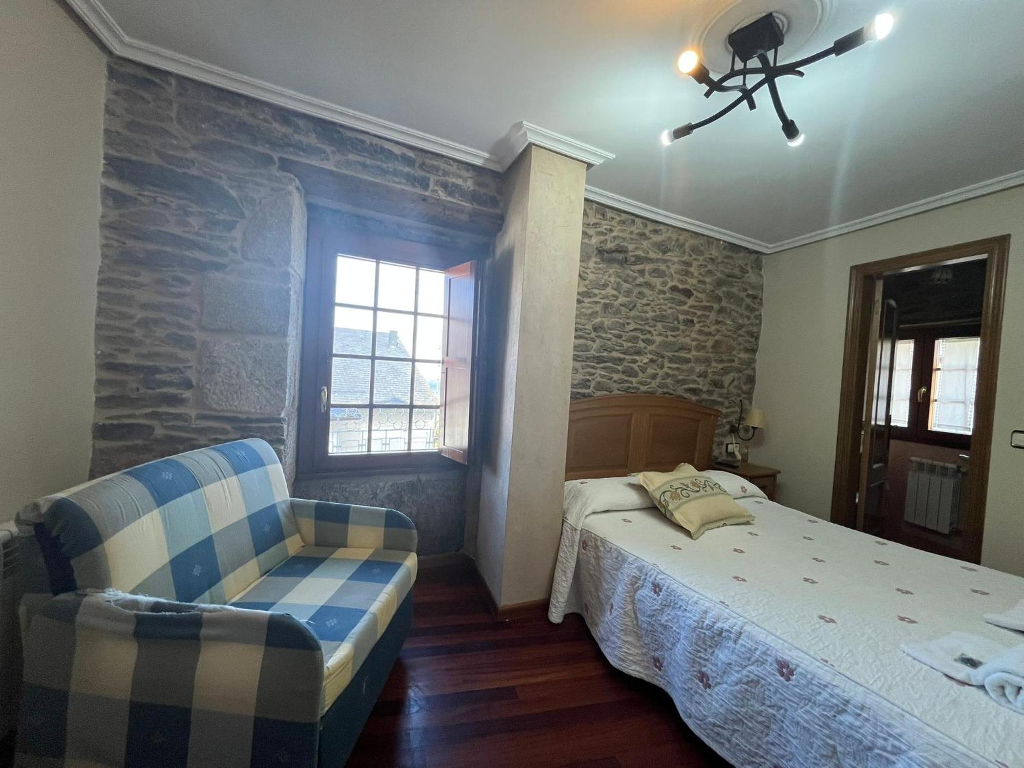 Hotel Caldelas Sacra-Pension Rustica 3 Estrellas Кастро-Кальделас Екстер'єр фото