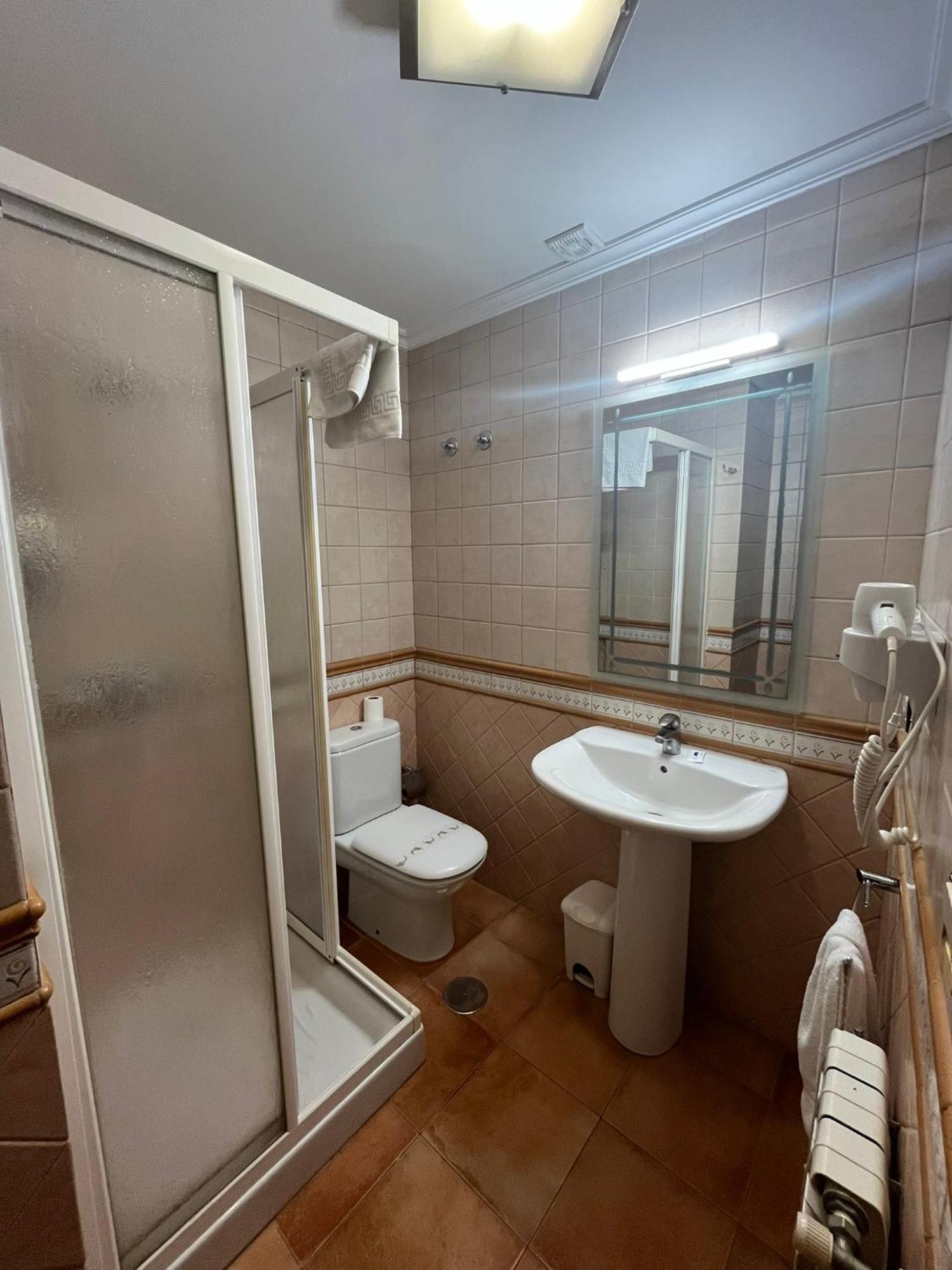 Hotel Caldelas Sacra-Pension Rustica 3 Estrellas Кастро-Кальделас Екстер'єр фото